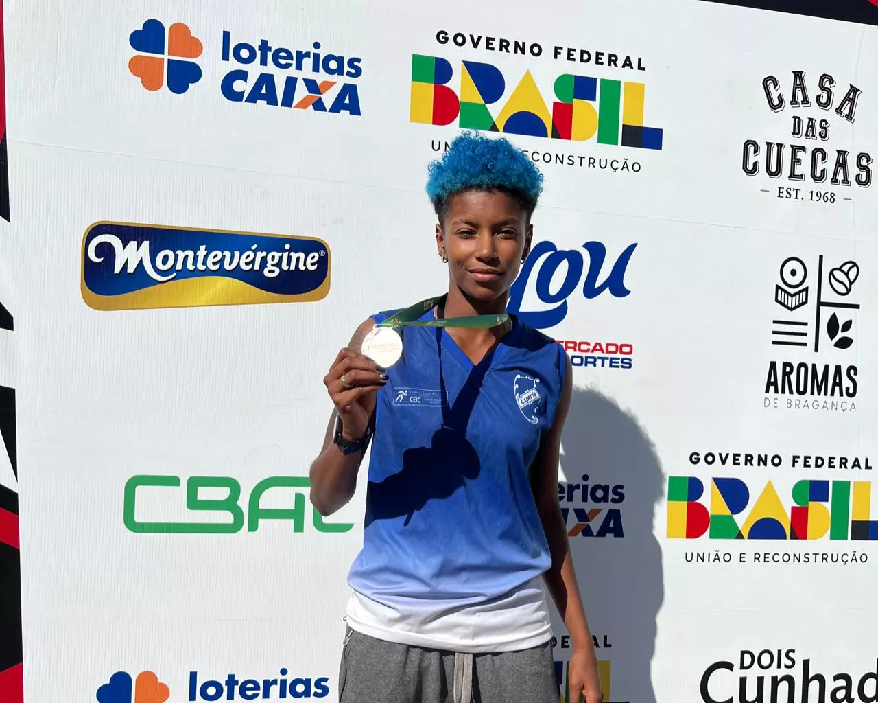 Atletismo: Esperia conquista 10 medalhas no Campeonato Estadual